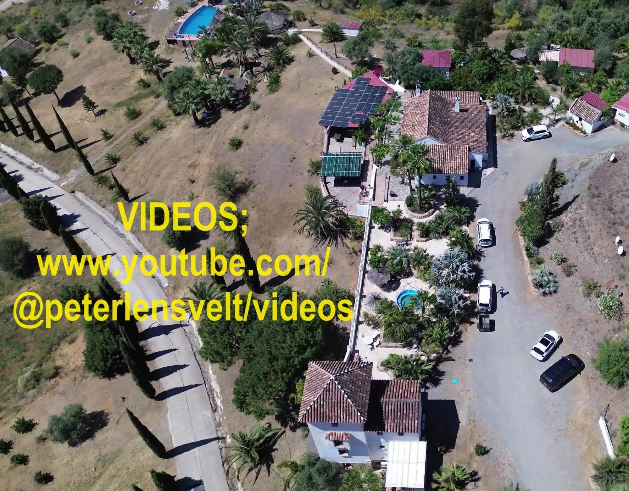 Tiny House 12M2 In Holiday Park With 55 M2 Pool Tolox Buitenkant foto